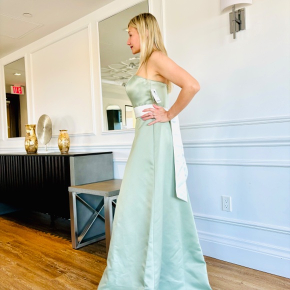 New Dress for prom - Picture 4 of 8